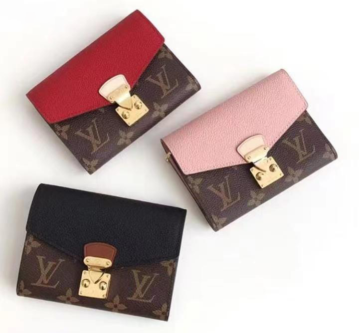 l**is V*t*n monogram wallet credit card holder