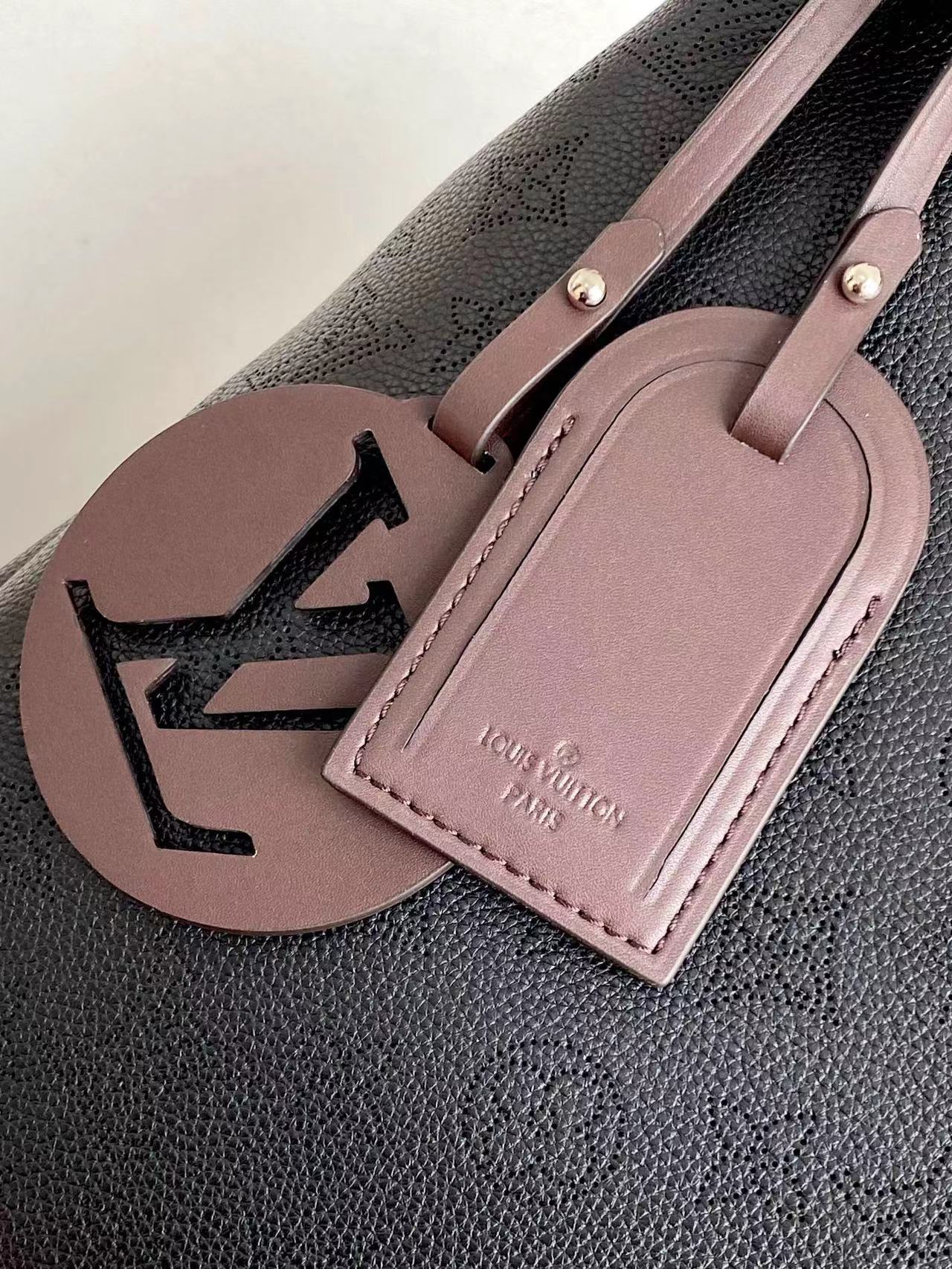 BEAUBOURG HOBO MM