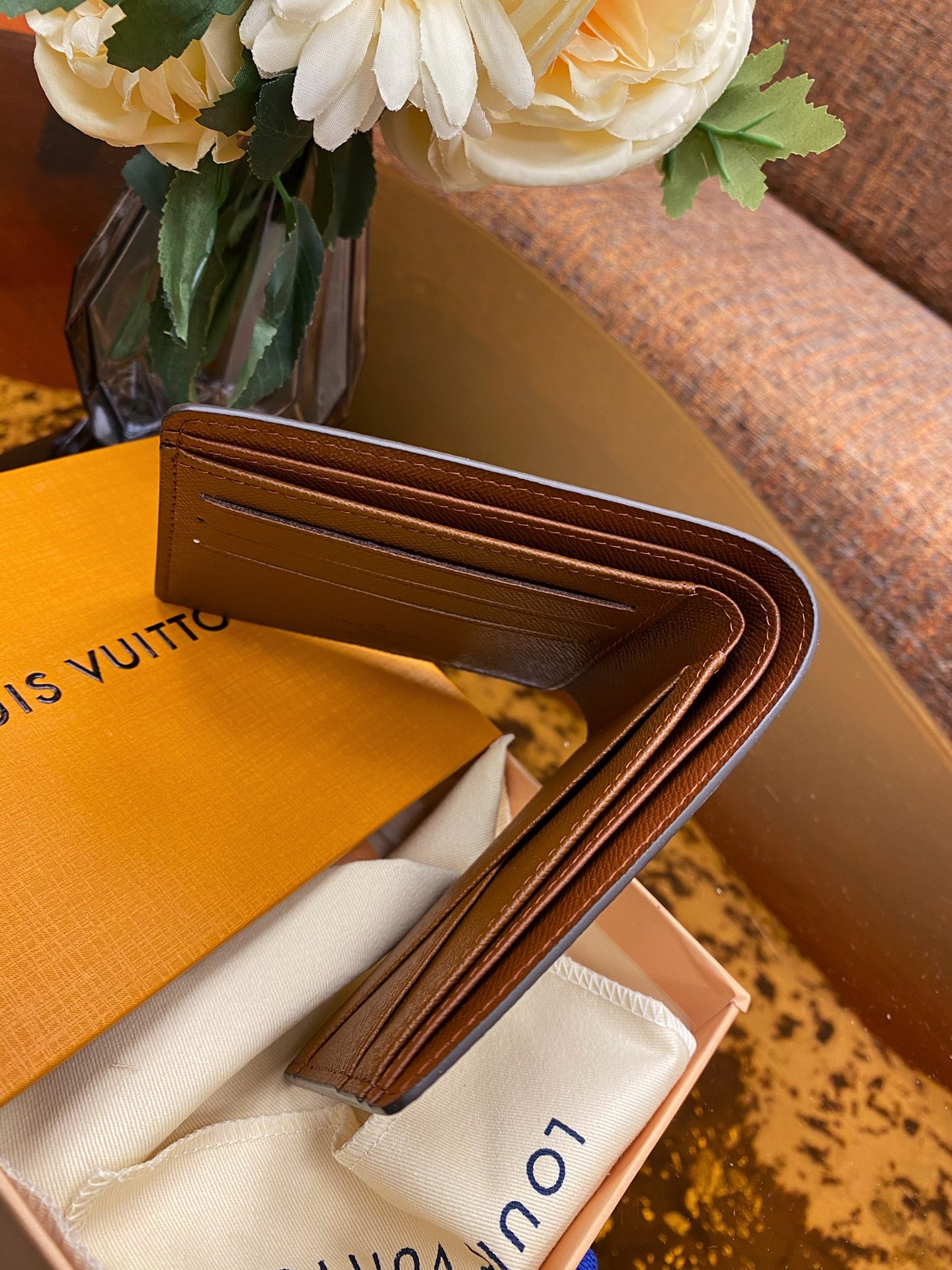 MULTIPLE WALLET