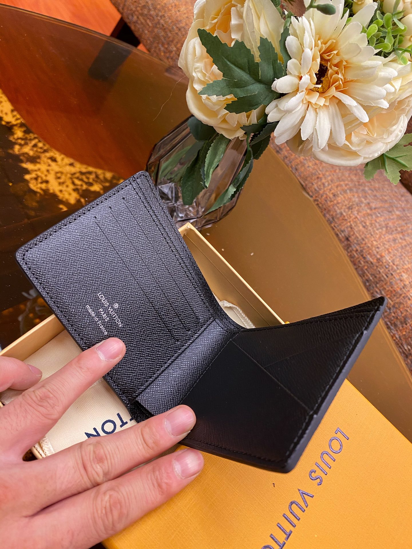 MULTIPLE WALLET
