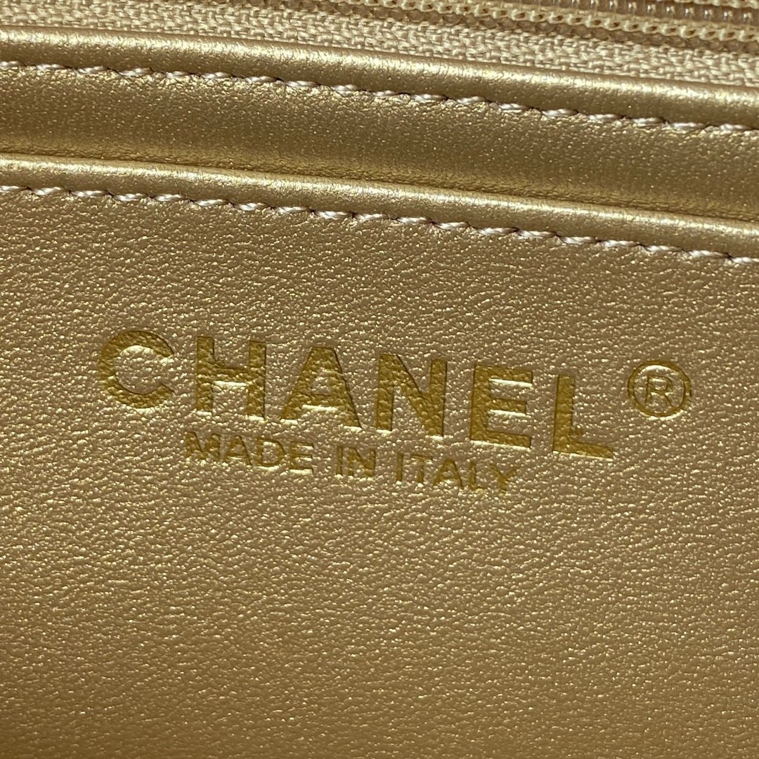 Ch*el mini flap bag