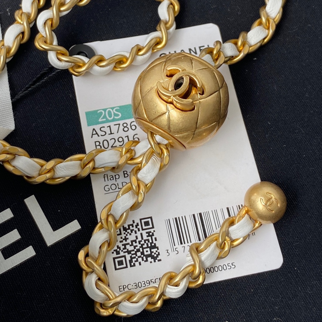 Ch*el cf square with golden ball