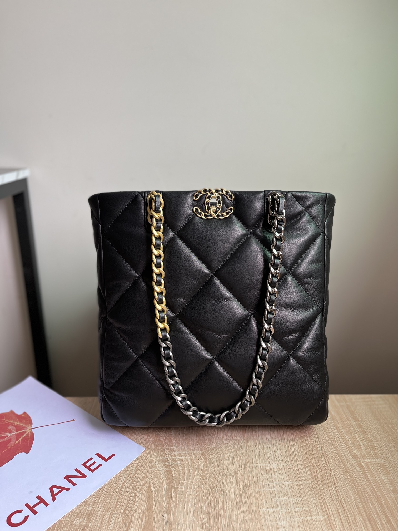 Ch*el 19 shopping bag