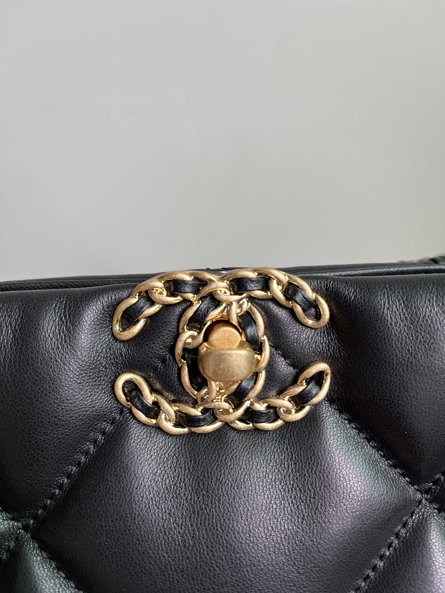 Ch*el 19 shopping bag