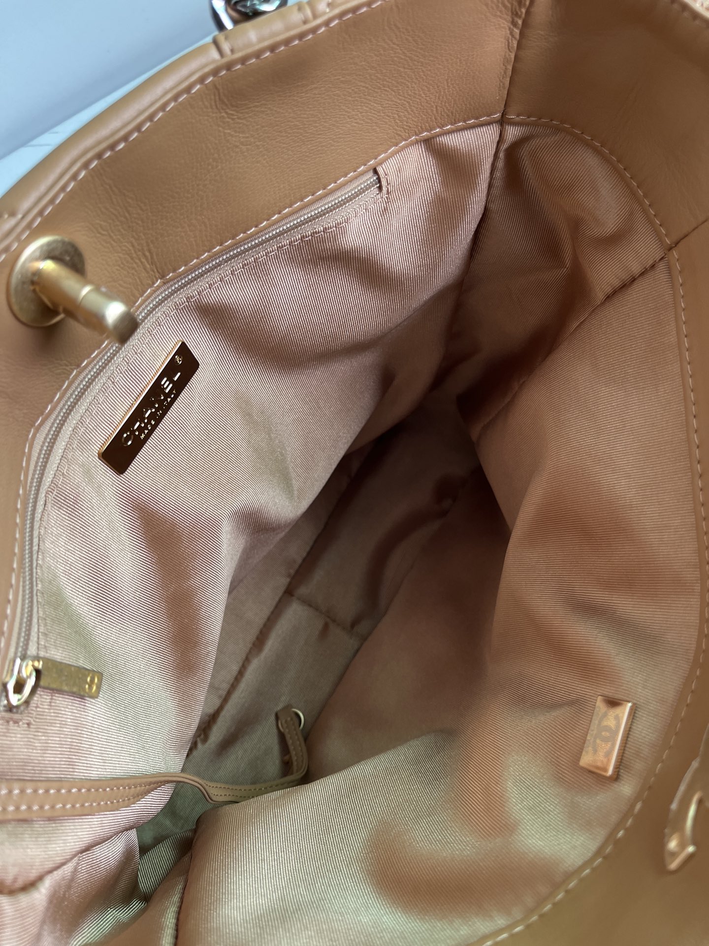 Ch*el 19 shopping bag