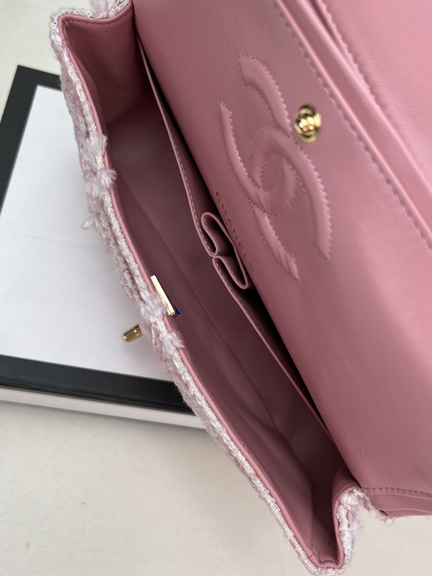 CLASSIC FLAP BAG