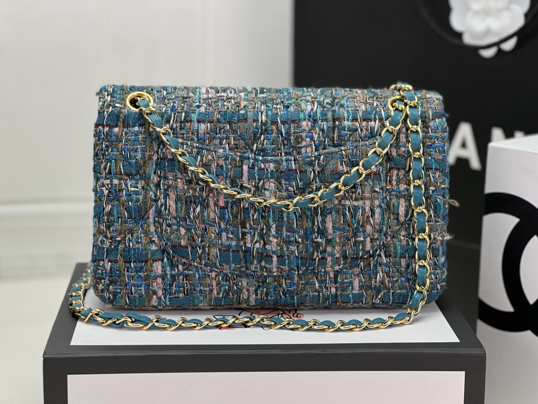 CLASSIC FLAP BAG