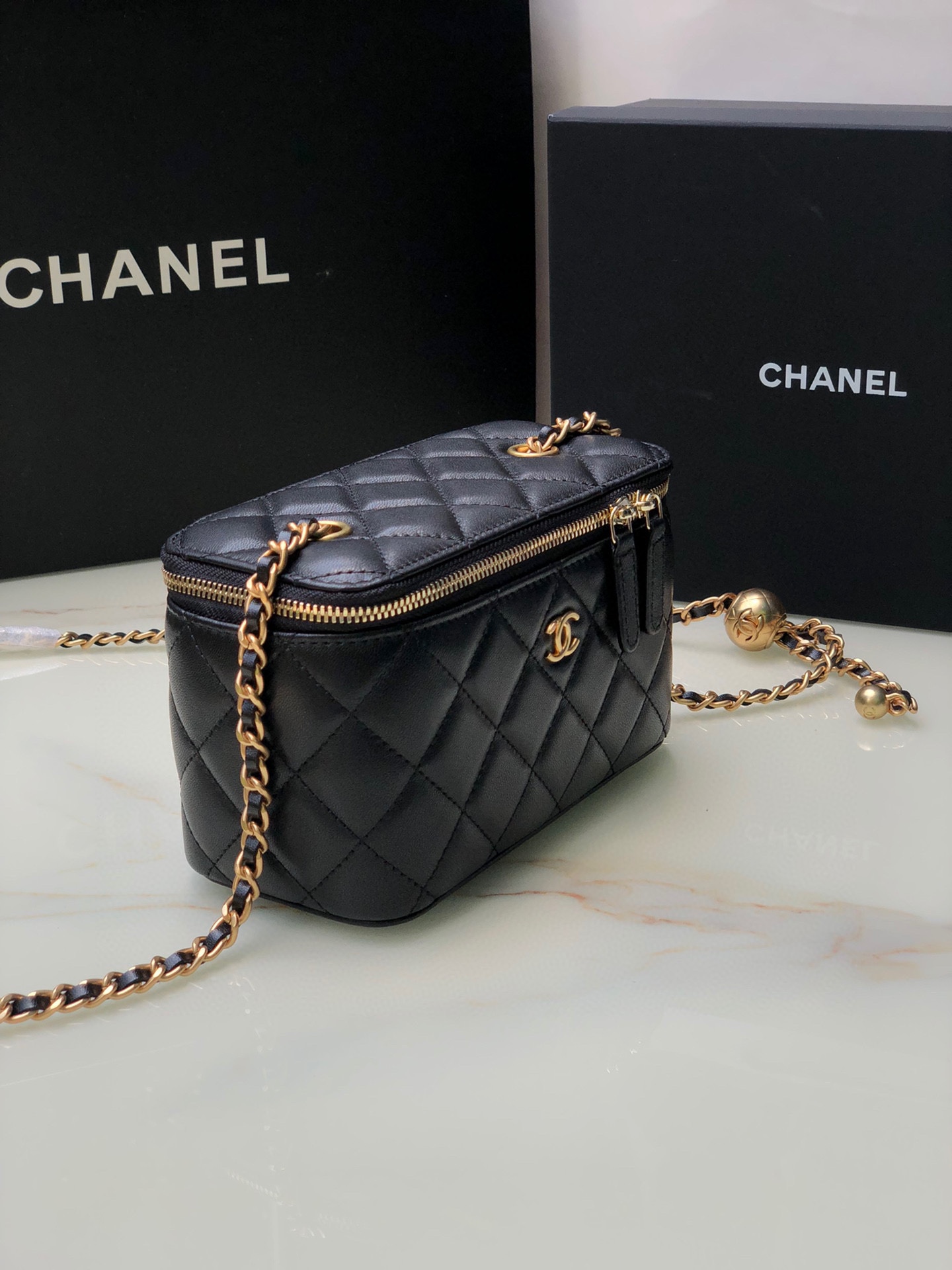 Ch*el classic vanity 22c bag with chain
