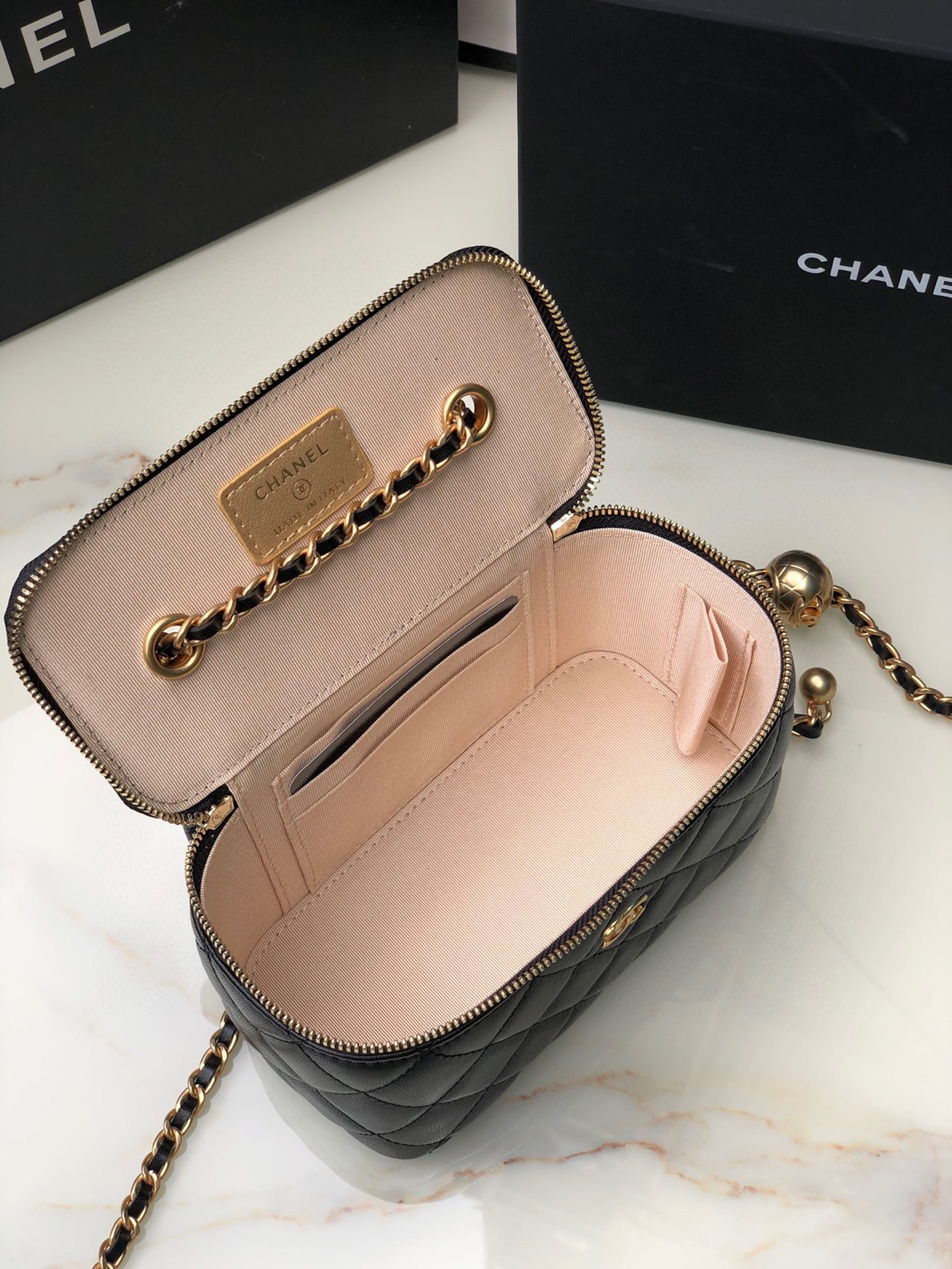 Ch*el classic vanity 22c bag with chain