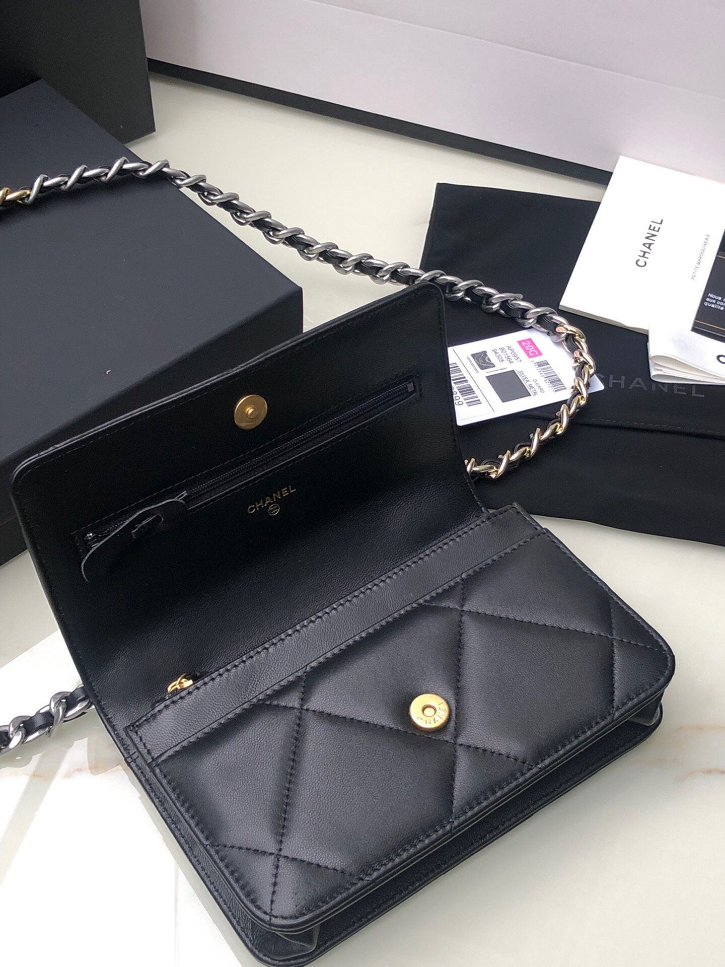 Ch*el 19 wallet on chain