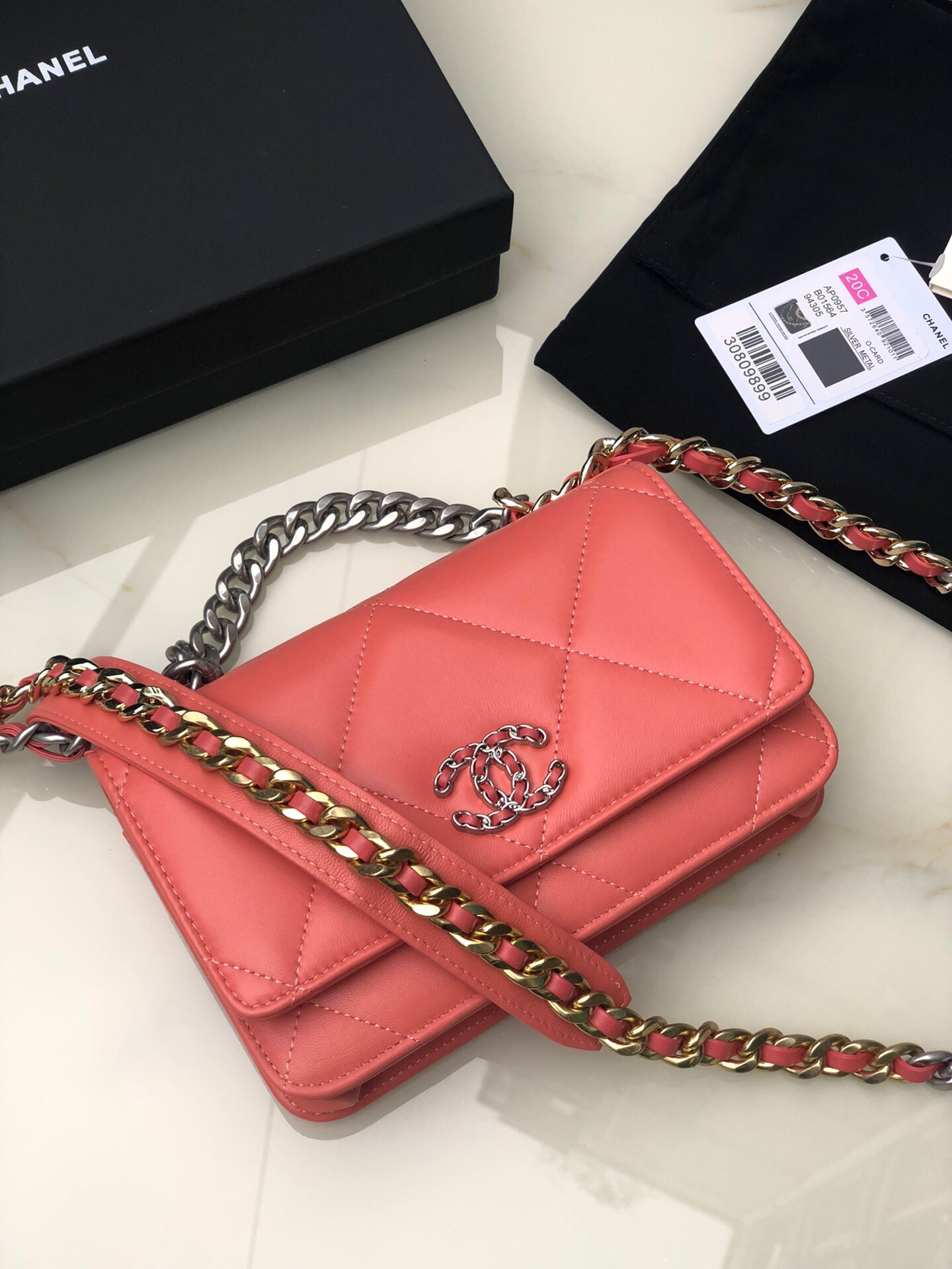 Ch*el 19 wallet on chain