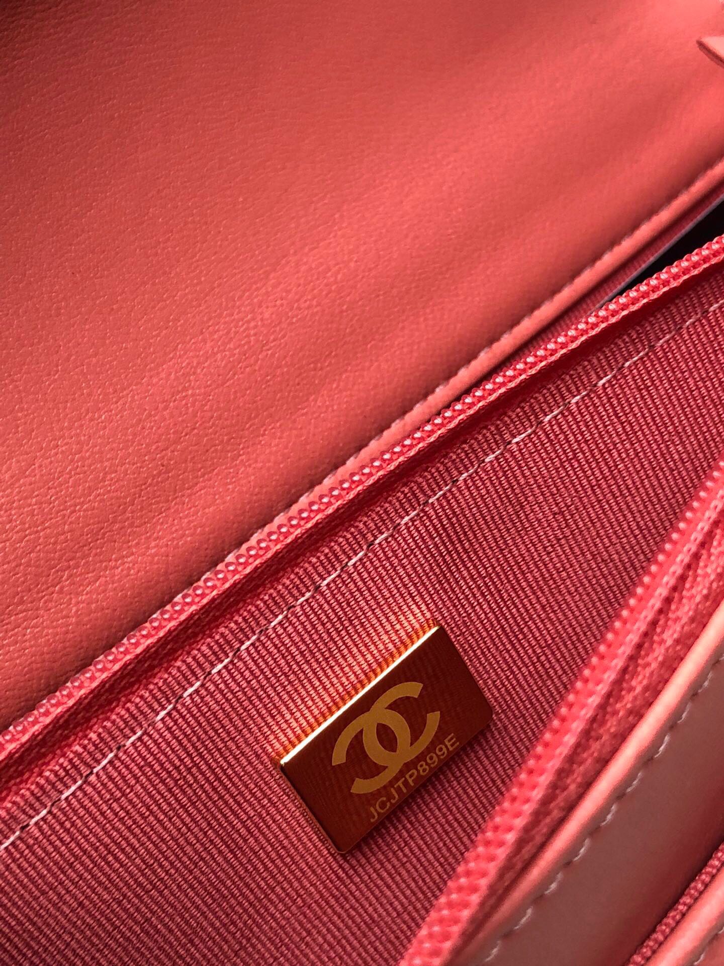 Ch*el 19 wallet on chain