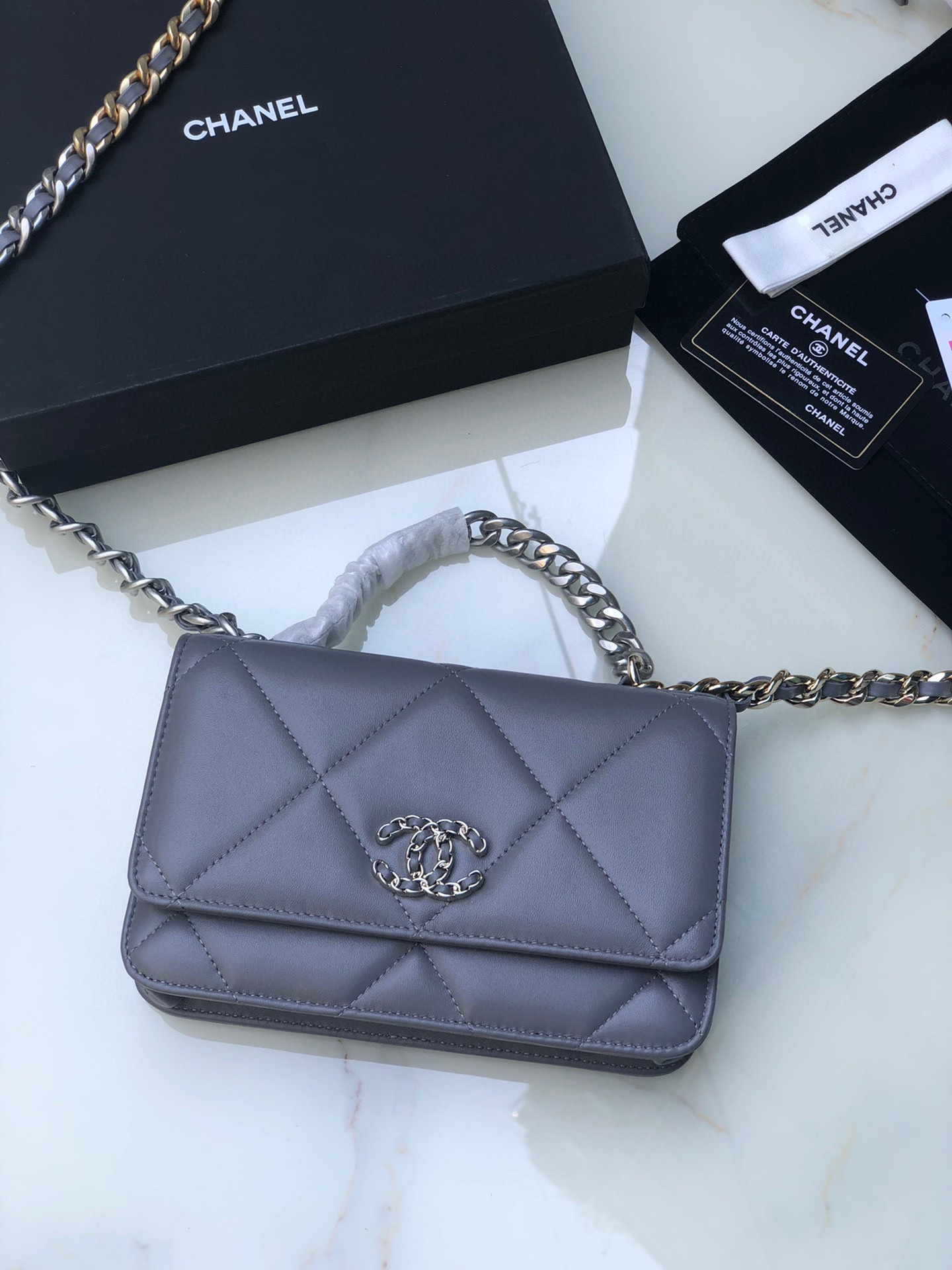 Ch*el 19 wallet on chain