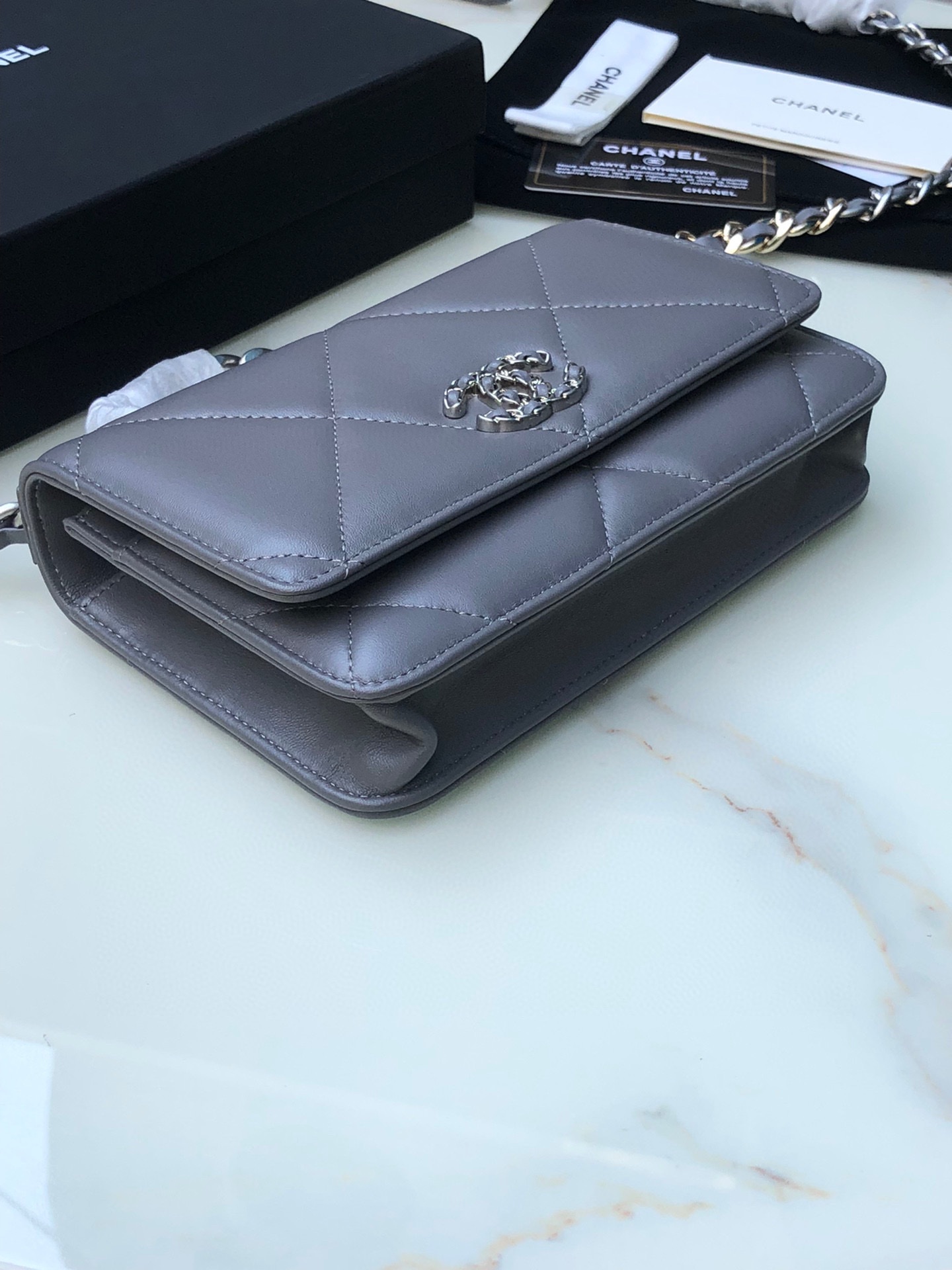 Ch*el 19 wallet on chain