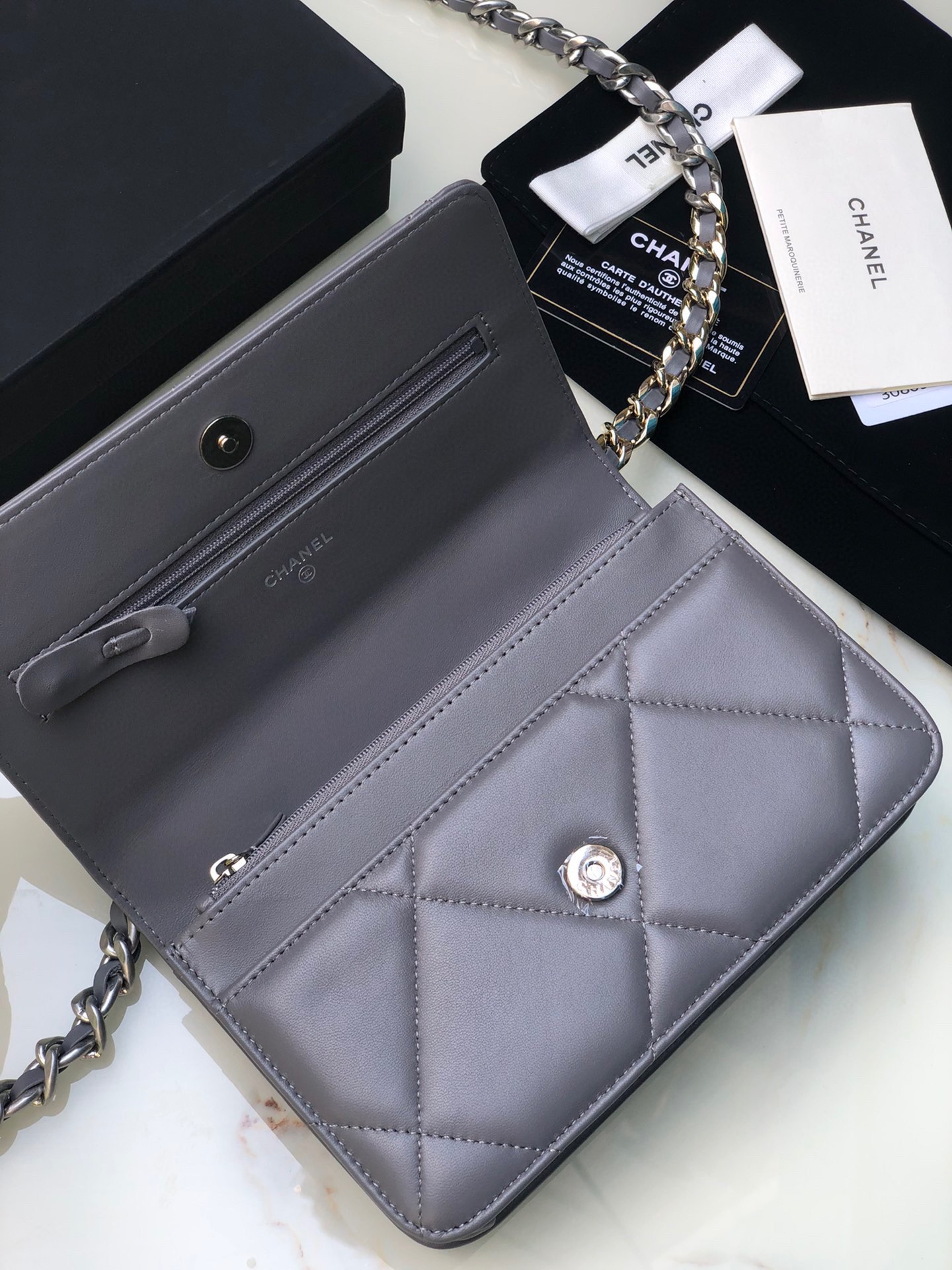 Ch*el 19 wallet on chain