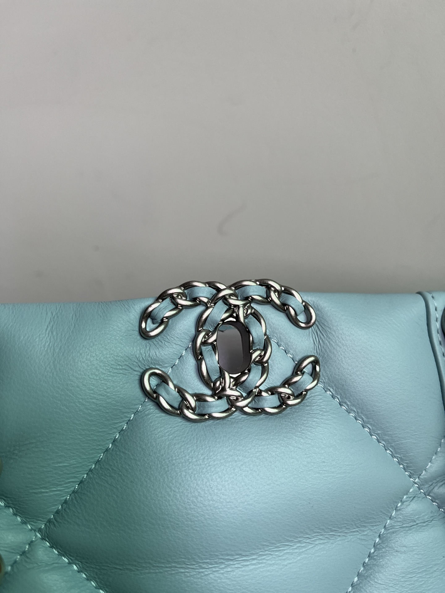 Ch*el 19 shopping bag