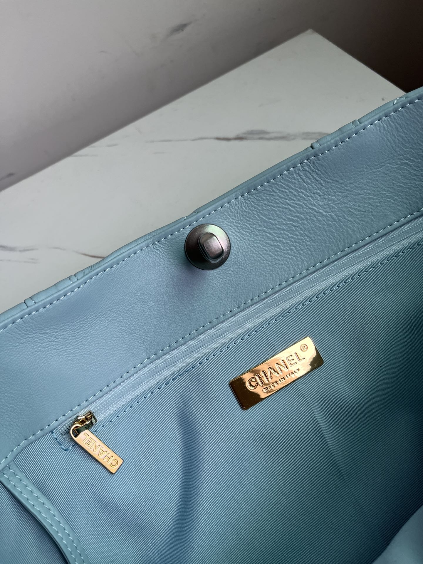 Ch*el 19 shopping bag