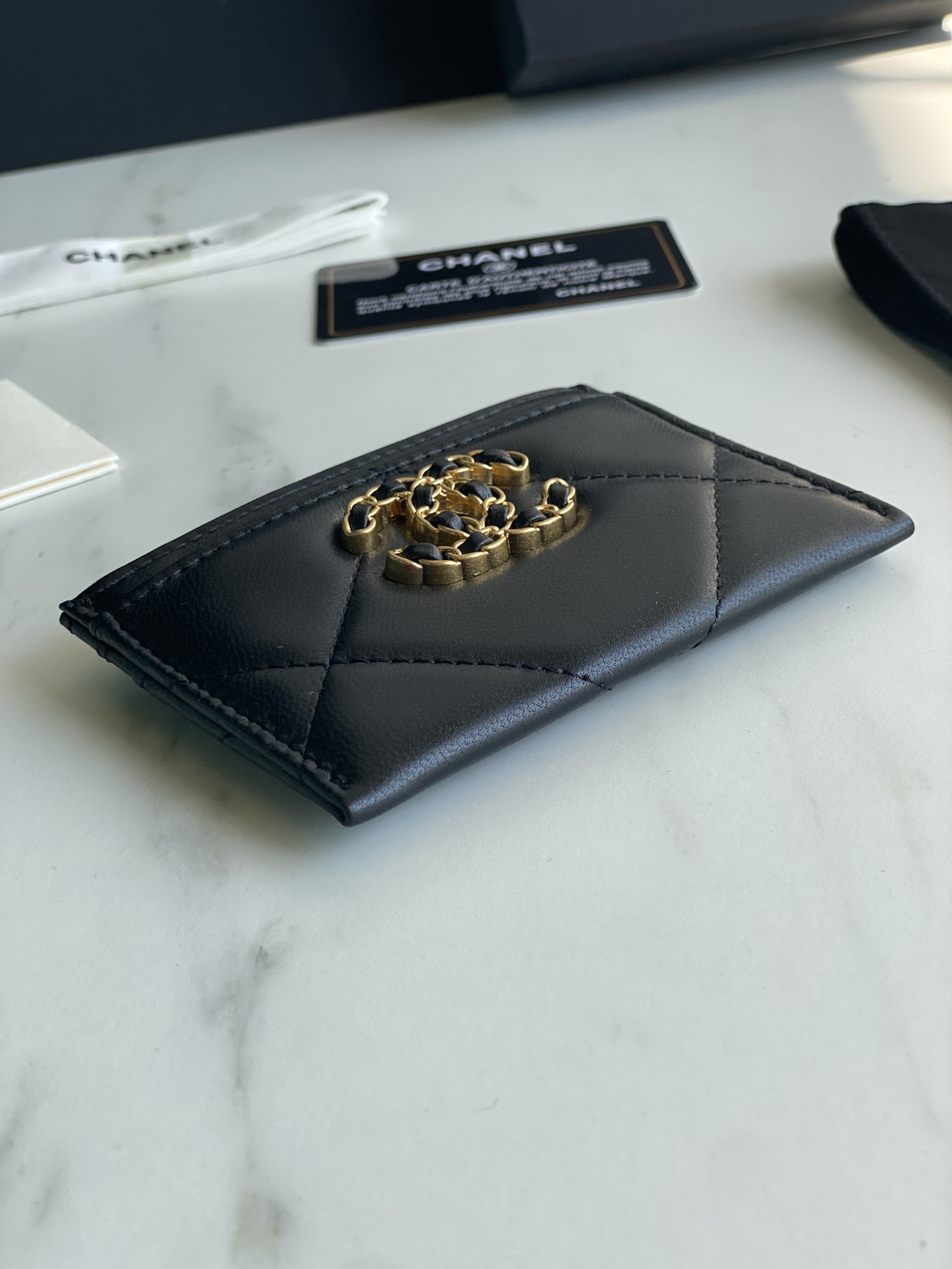 Ch*el 19 card holder