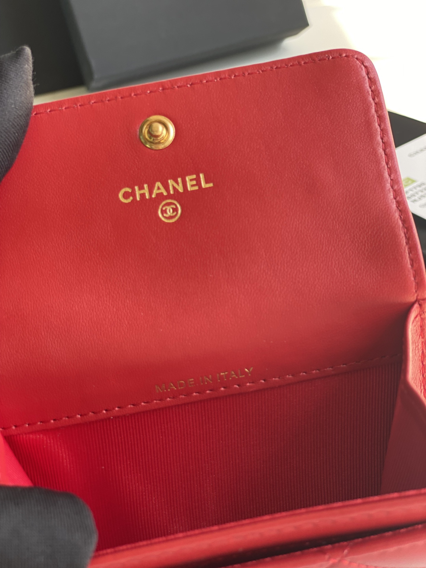 Ch*el 19 flap card holder