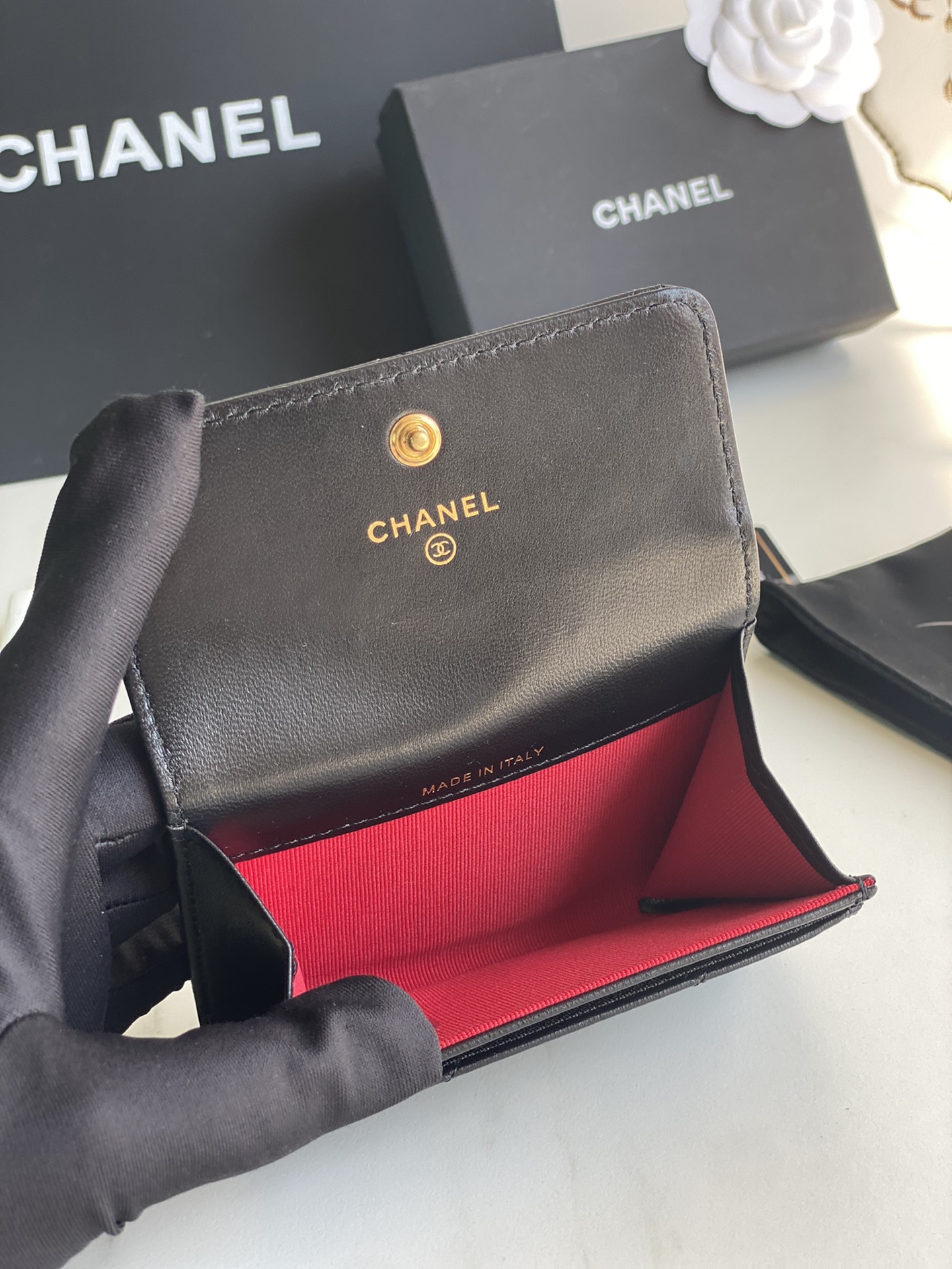 Ch*el 19 flap card holder