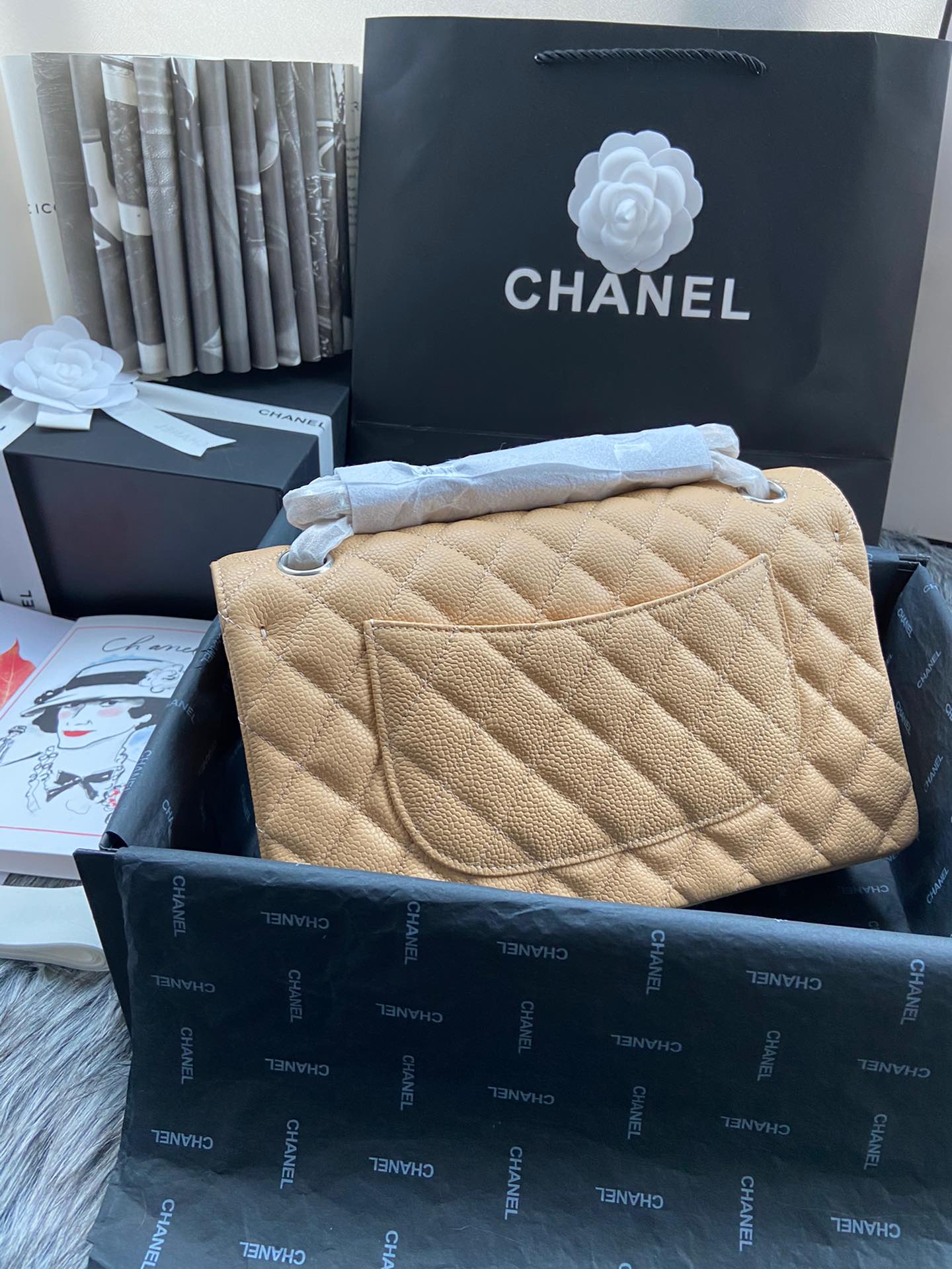 Ch*el flap bag