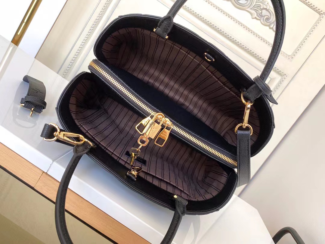 Montaigne MM Empreinte Leather