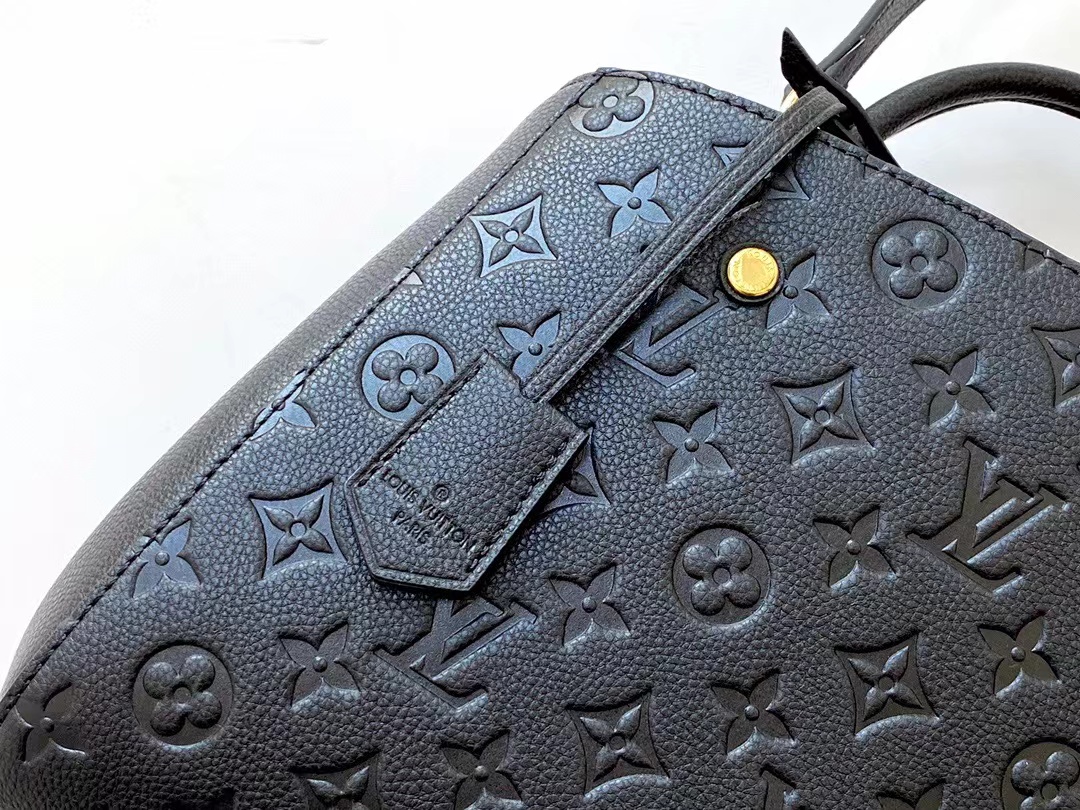 Montaigne MM Empreinte Leather