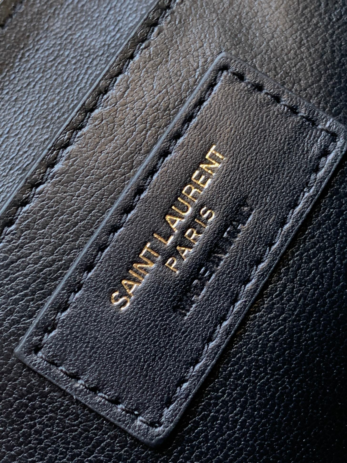 JUNE BOX BAG IN QUILTED PATENT LEATHER