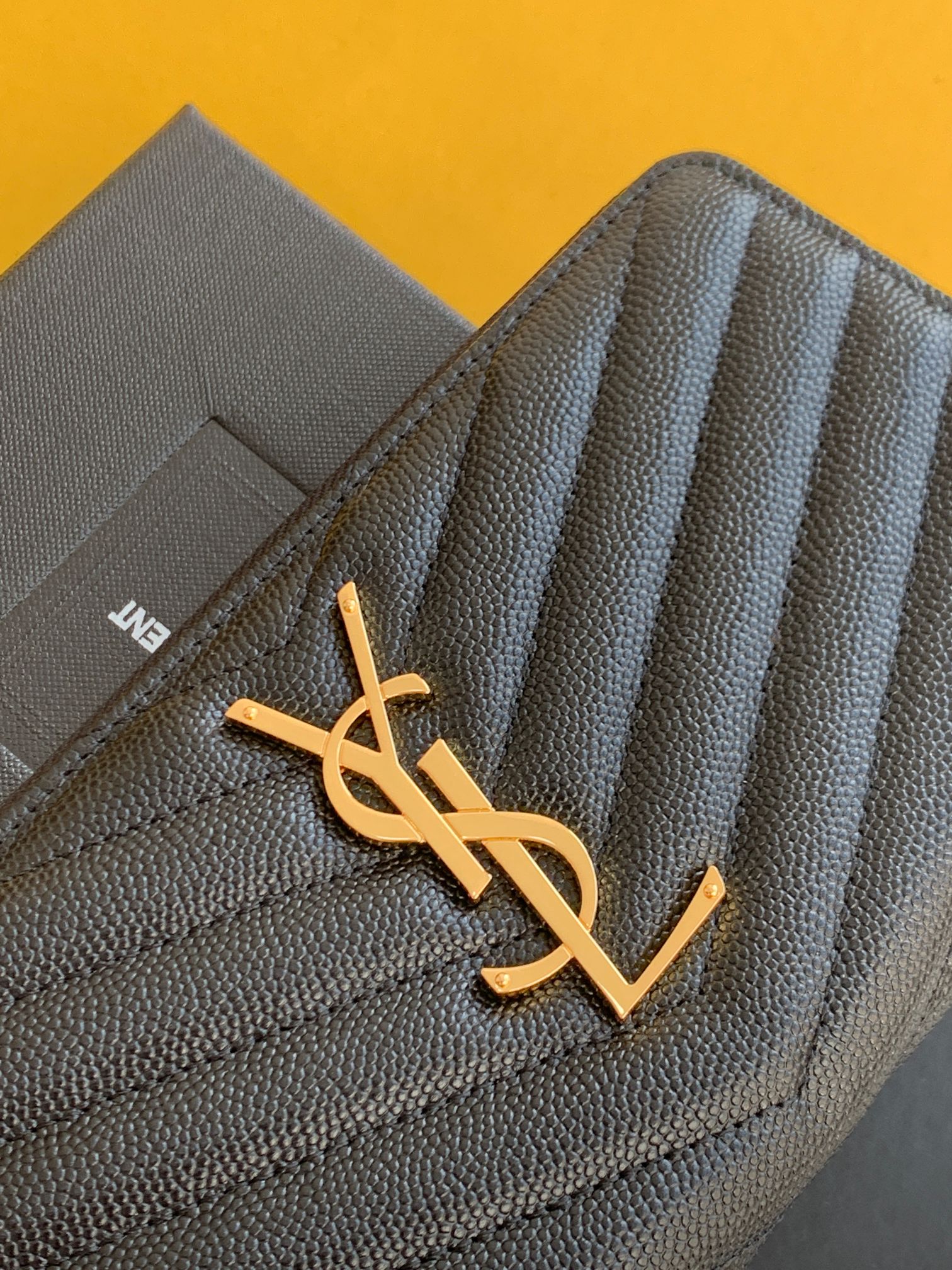 Saint Laurent MONOGRAMS PROMOTIONS