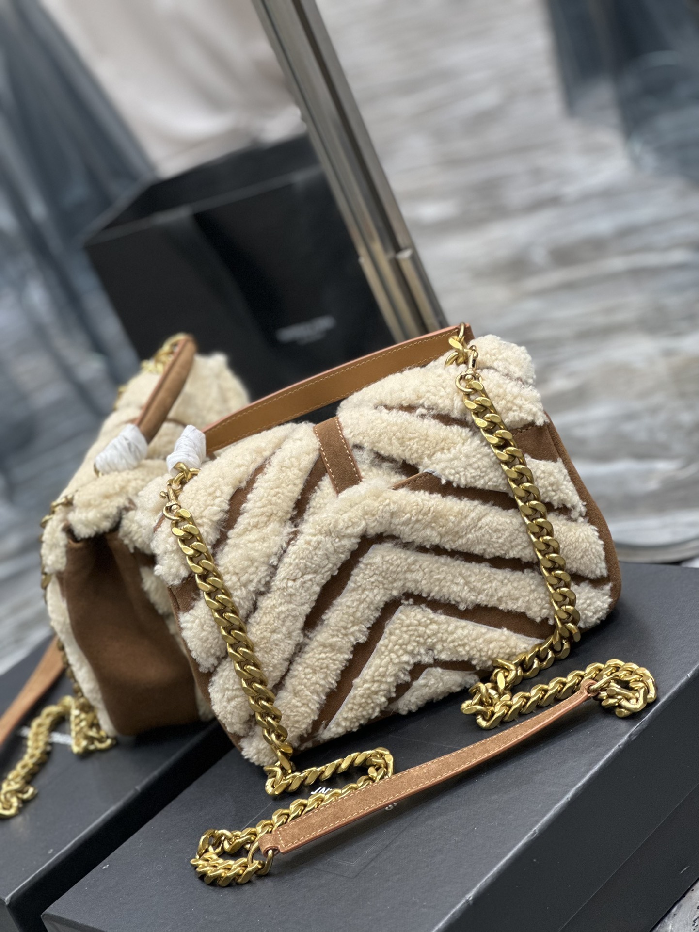 SAINT LAURENT MONOGRAM