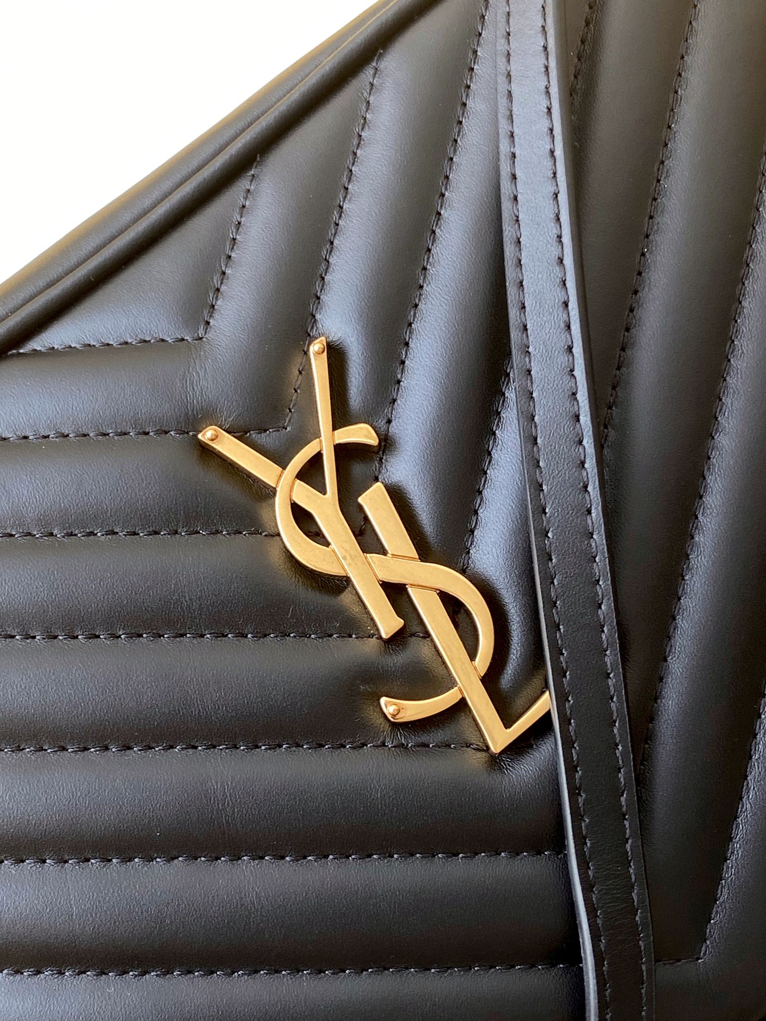 MONOGRAM SAINT LAURENT