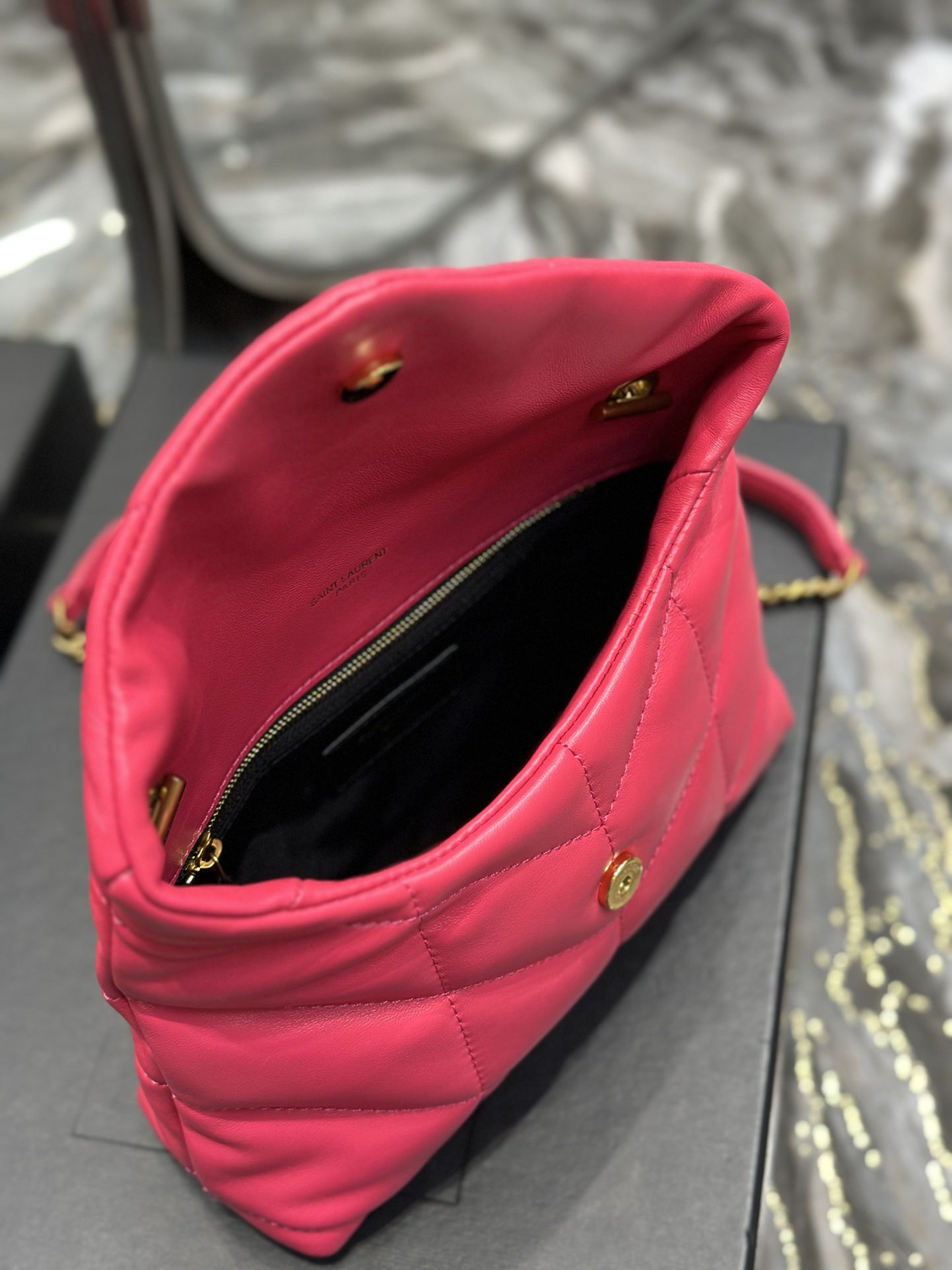 SUNSET MEDIUM TOP HANDLE IN SMOOTH LEATHER