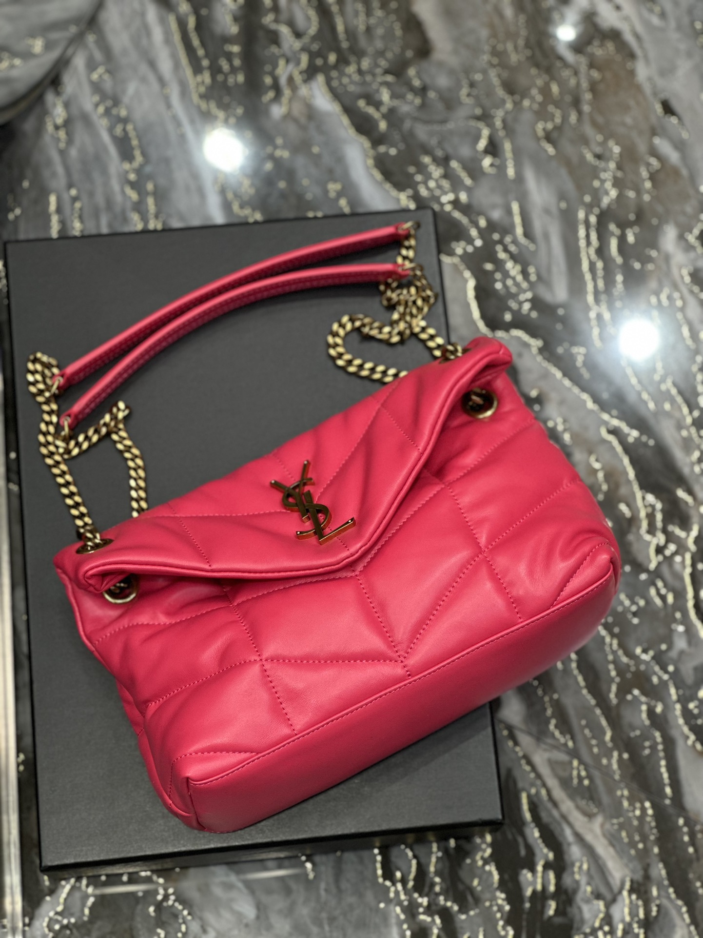 SUNSET MEDIUM TOP HANDLE IN SMOOTH LEATHER