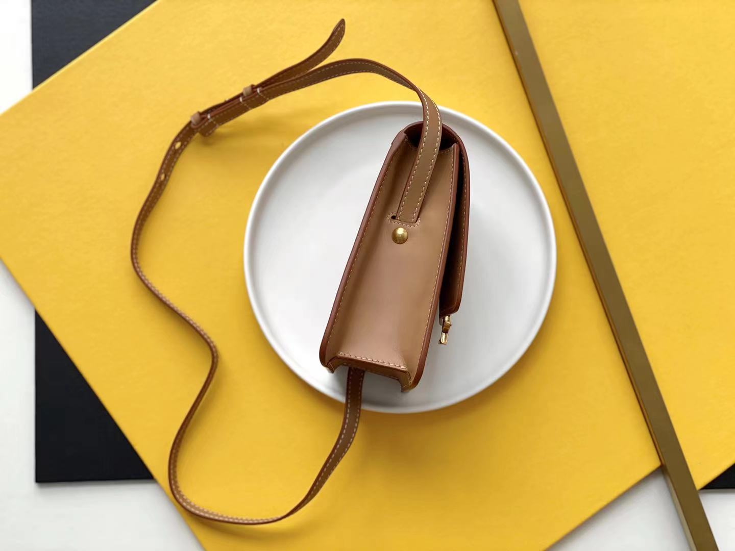 kaia N0*H/south satchel in vegetable-tanned leather