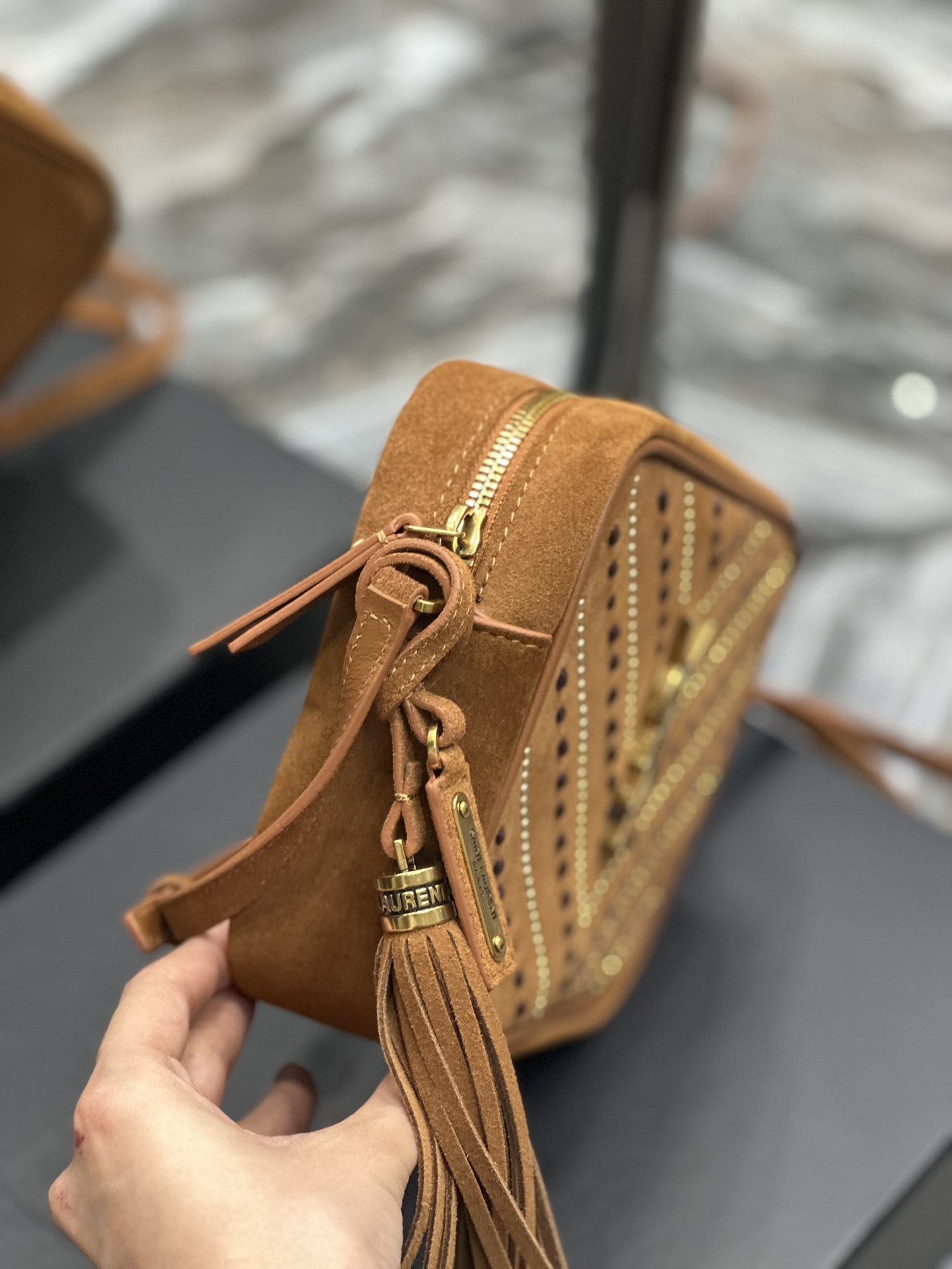 Saint Laurent – Lou suede camera bag – women – Calf Leather – One Size – Brown