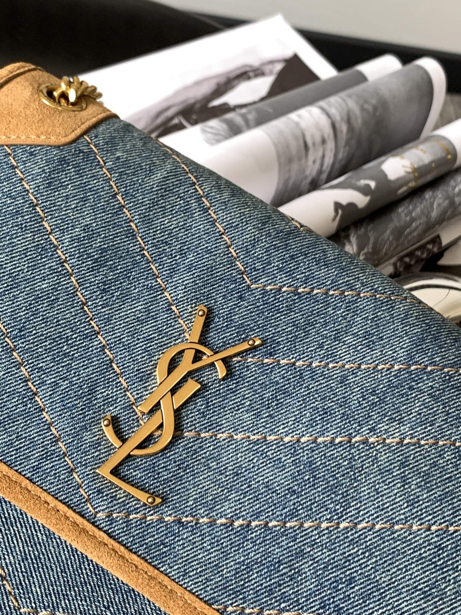 NIKI BABY CHAIN BAG IN CROCODILE-EMBOSSED LEATHER