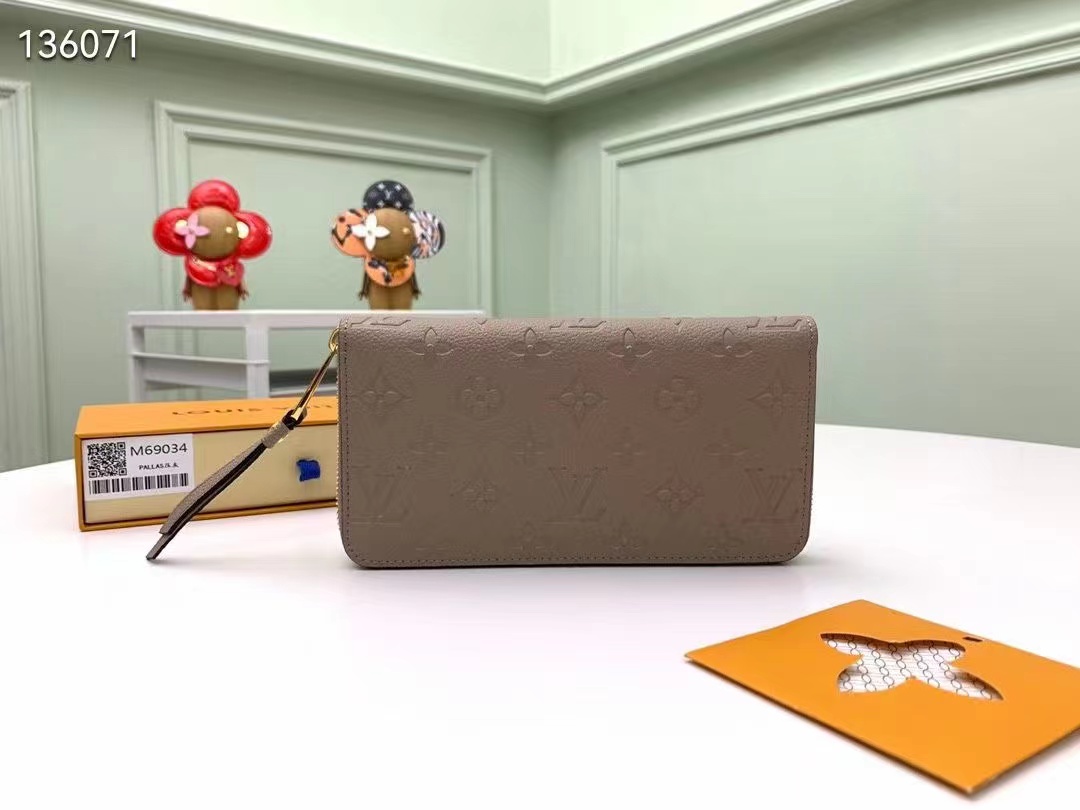 LV zippy wallet