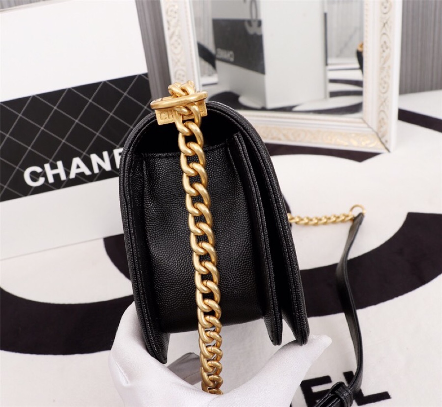 Ch*el boy black caviar ghw black