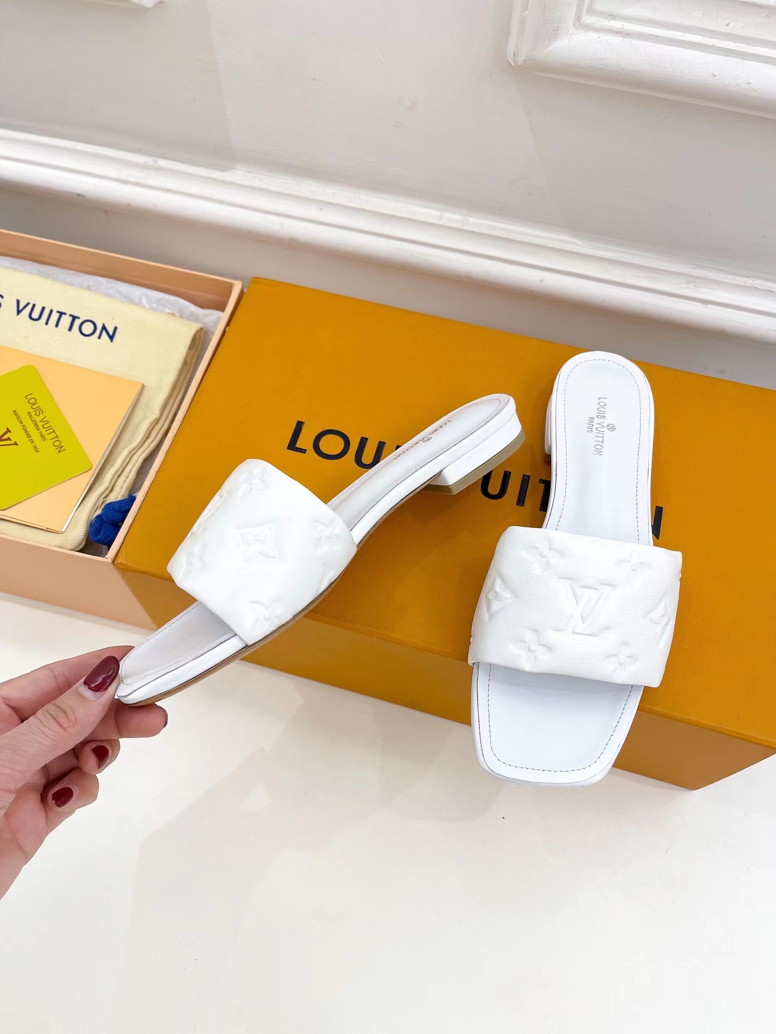 l**is V*t*n revival mule nude white slippers