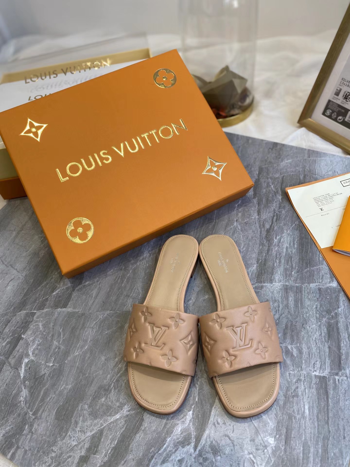 l**is V*t*n revival mule nude slippers