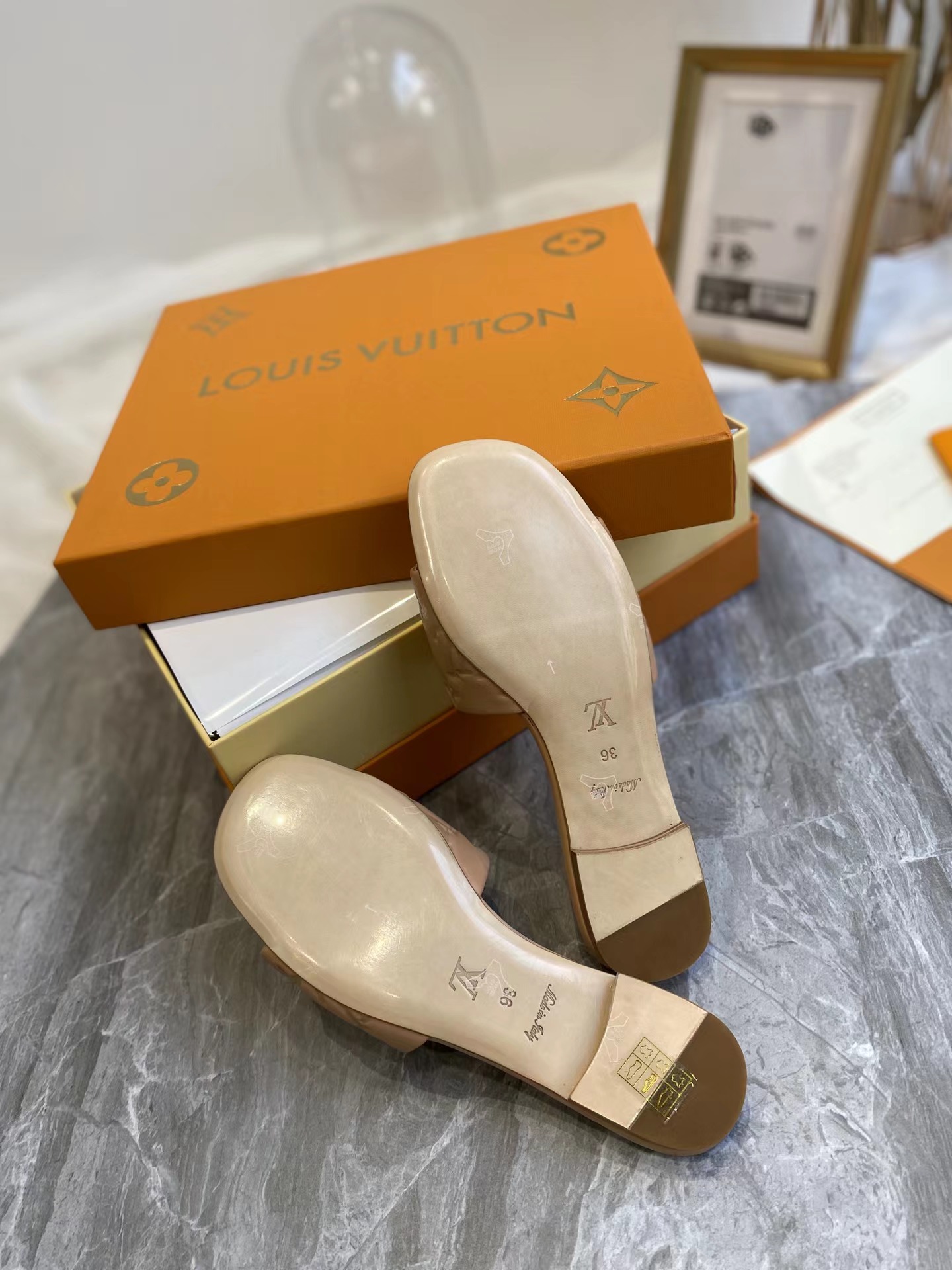 l**is V*t*n revival mule nude slippers