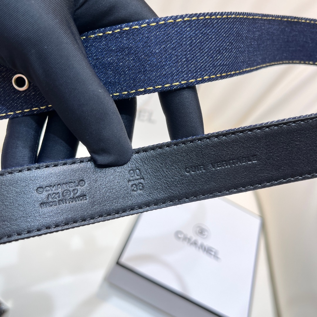 Ch*el pre-owned 1990s cc turn-lock denim belt