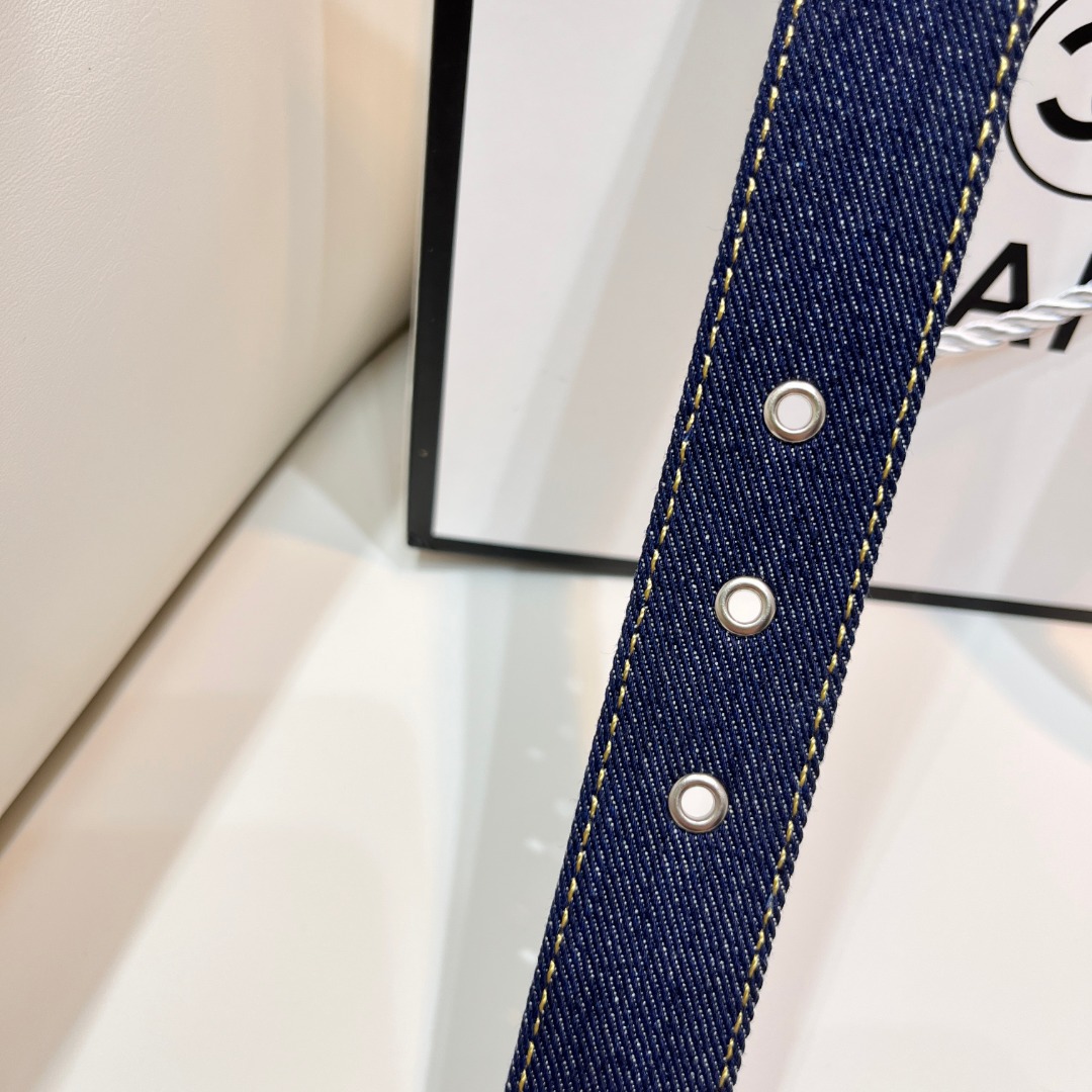 Ch*el pre-owned 1990s cc turn-lock denim belt
