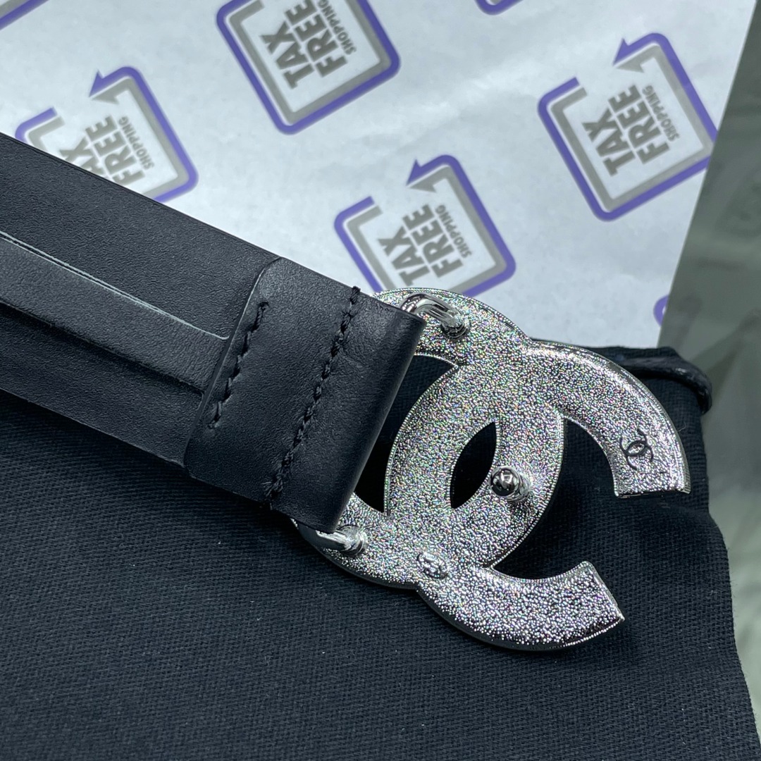 Ch*el red patent leather cc logo belt