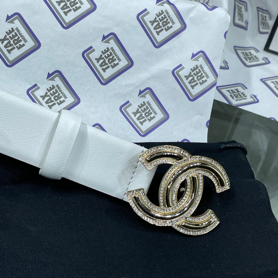 Ch*el red patent leather cc logo belt