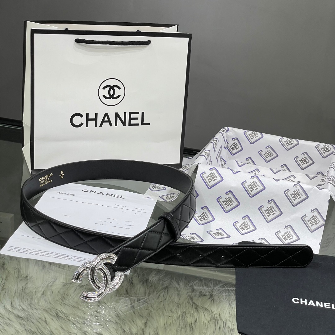 Ch*el red patent leather cc logo belt