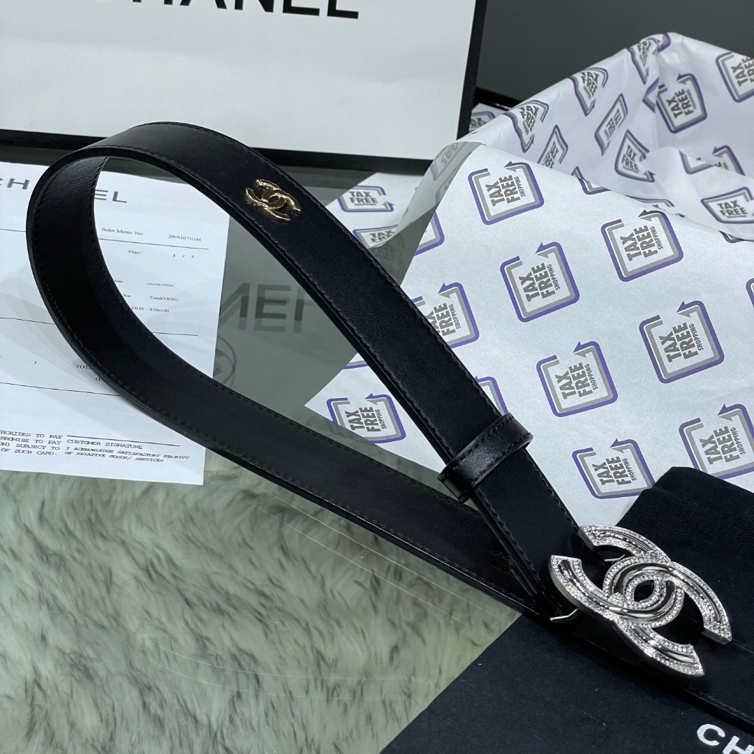 Ch*el red patent leather cc logo belt