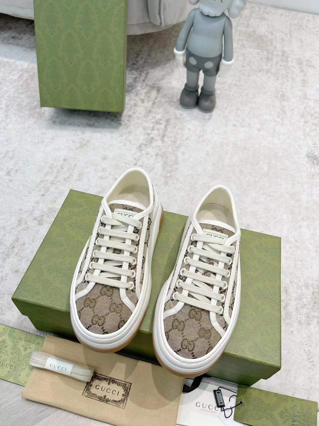 WOMEN GG SNEAKER