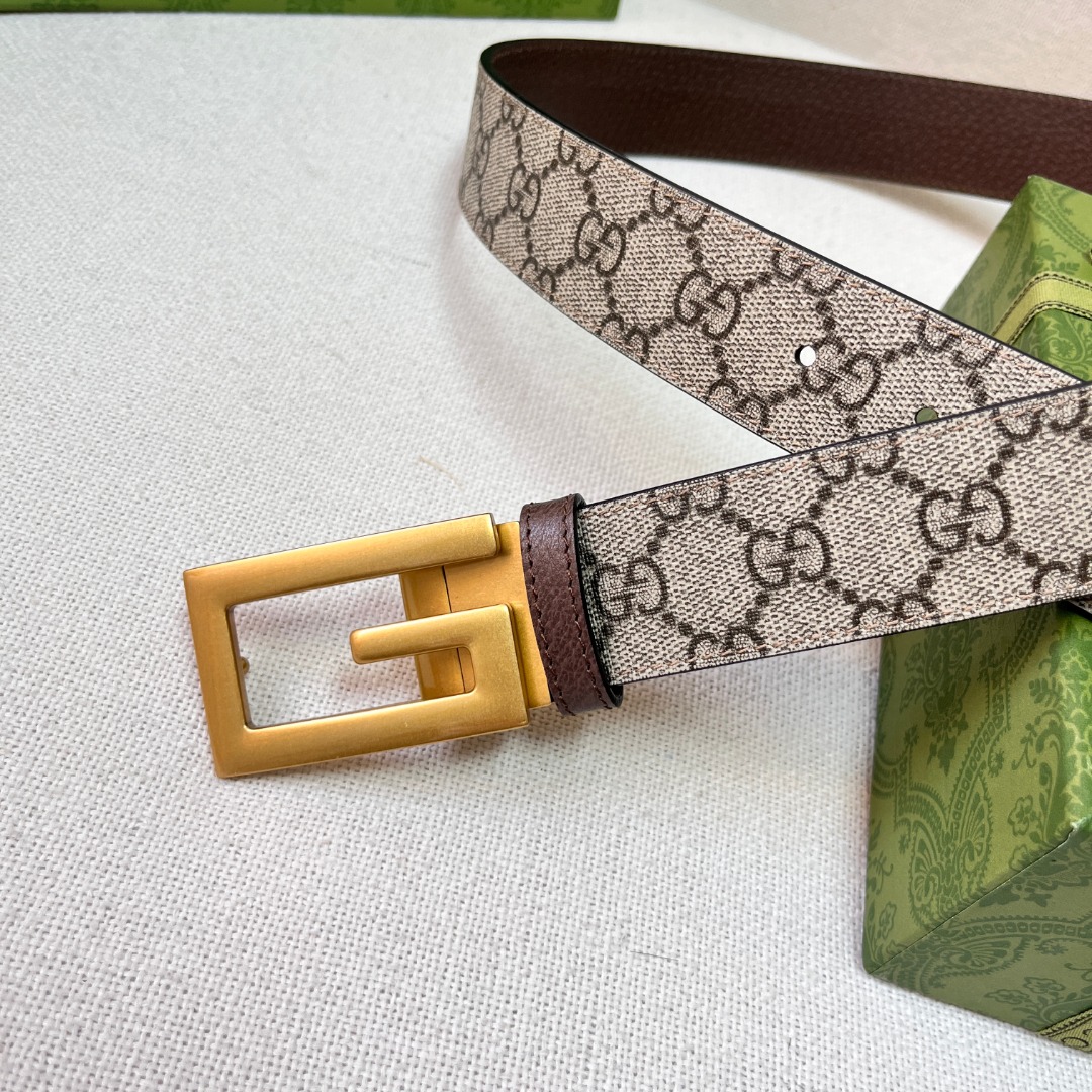 Square G reversible leather belt