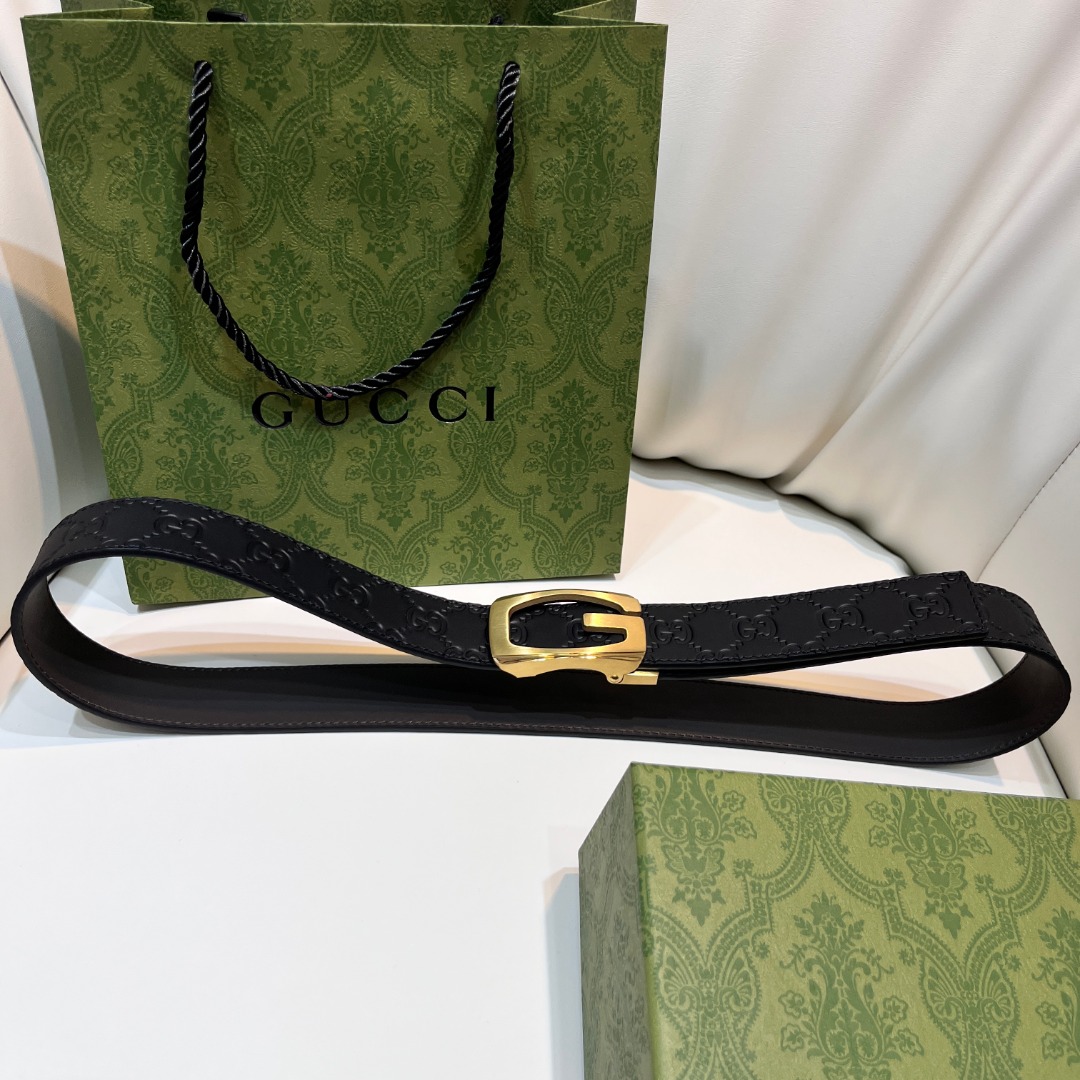 Square G reversible leather belt